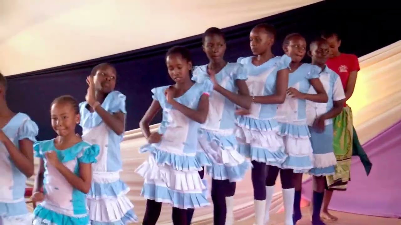 ISUKUTI DANCE