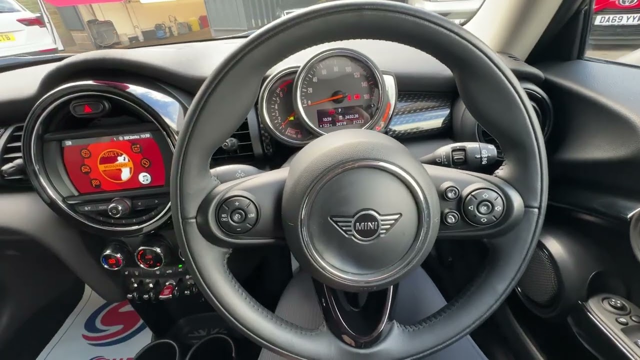 2019 Mini Hatch Cooper S Walkaround