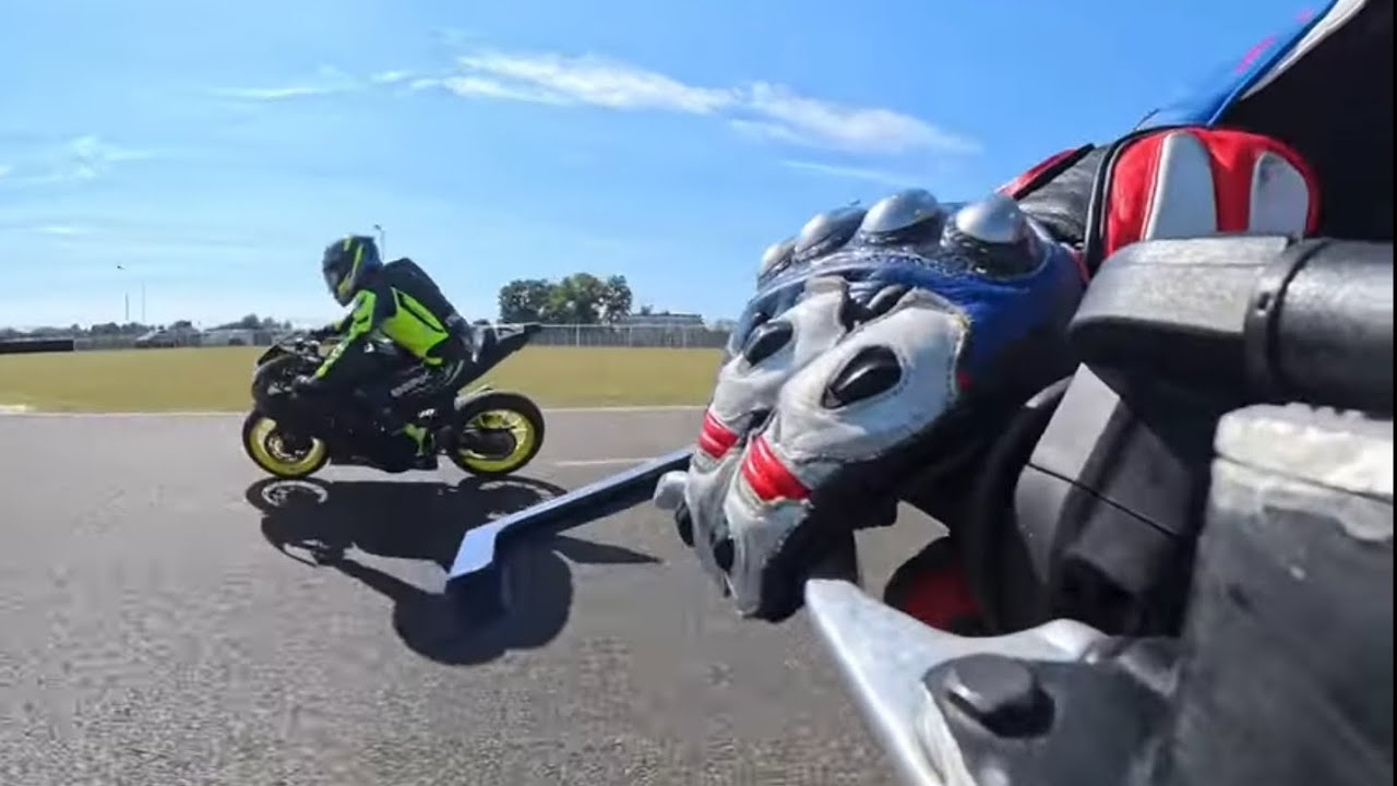 YZF R125 CIK LE MANS 