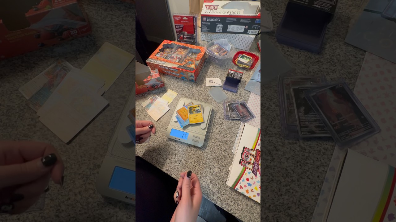 Weighing Pokemon card packs, this is what we figured out!