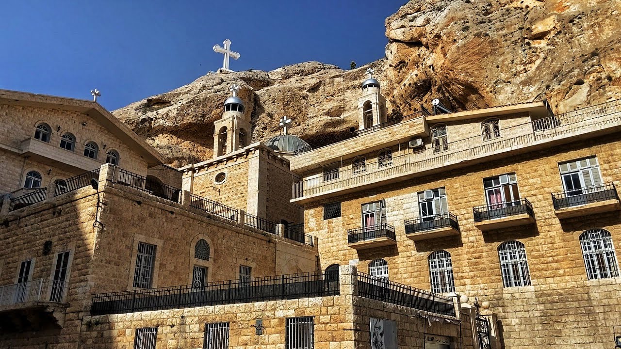 Maaloula , Walking tour of the ancient Syrian town | معلولا, سوريا