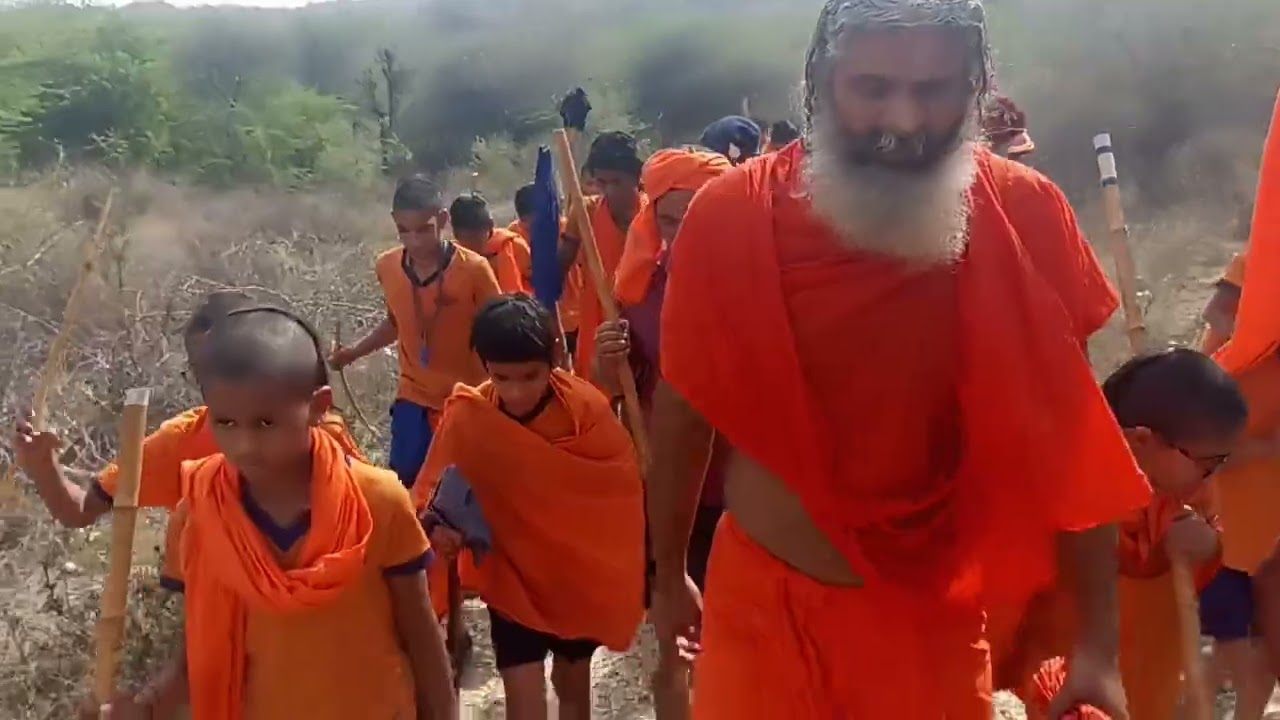 जंगल भ्रमण/ आखिर क्या सीखते हैं यहां/ गुरुकुल रिवालाधाम #scout/ डे 2