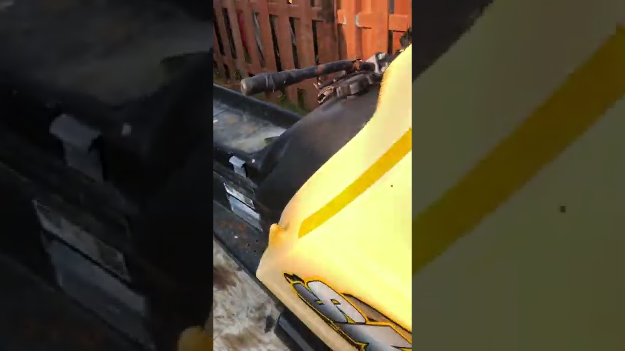 Rebuilding/restoring skidoo skandic 440F LT (Part 1)