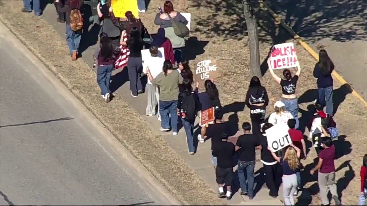 🔴LIVE: North Texas student ICE protests | FOX 4 News