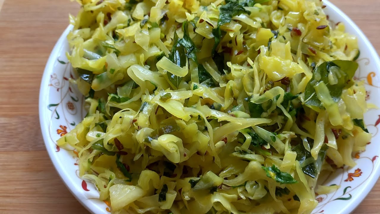 मेथीदाणे घालून कोबीची भाजी |सहज, सोपी व स्वादिष्ट कोबीची भाजी |Kobichi Bhaji |Tiffin Recipe
