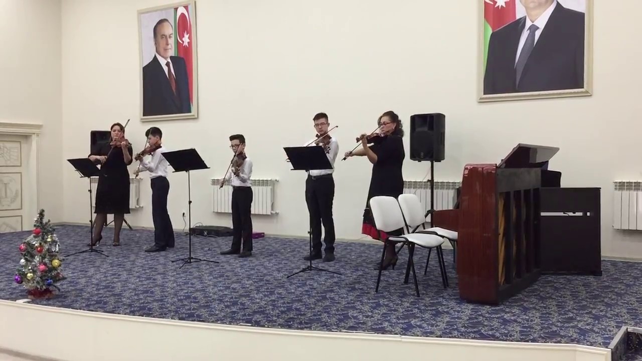 Por una Cabeza  Carlos Gardel  (танго из кинофильма Запах женщины)
