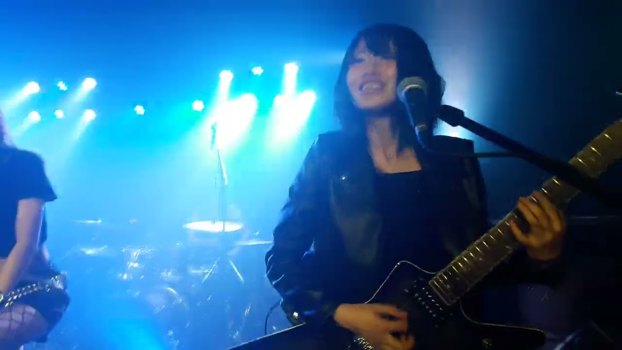 Bridear - Bloody Bride Live in Düsseldorf, Decide to Survive Tour 2022