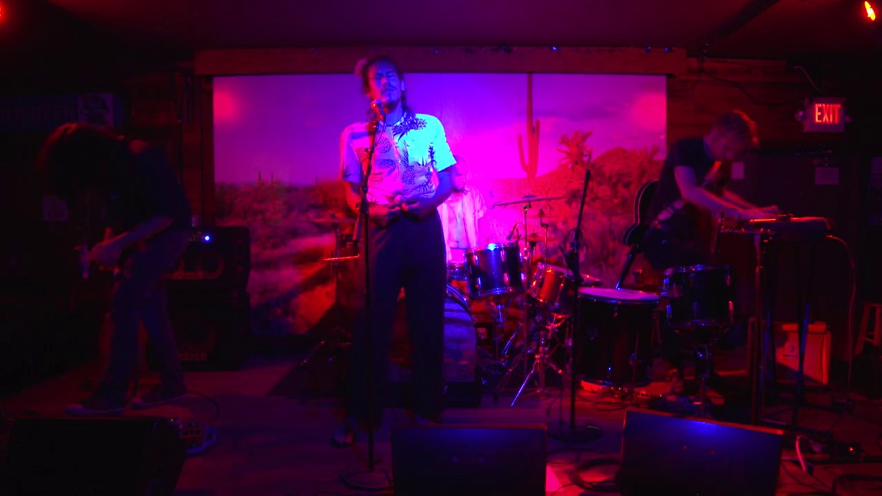 NO MIND - Última Calle and New Road featuring Alex Zapata