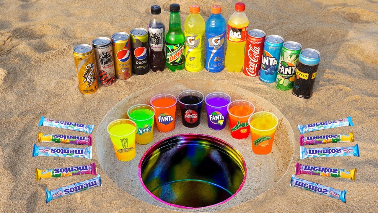 Coca Cola, Different Fanta, Different Pepsi and Other Sodas  VS Mentos Underground !