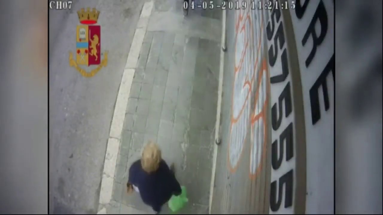 Bari: presi i rapinatori di anziani