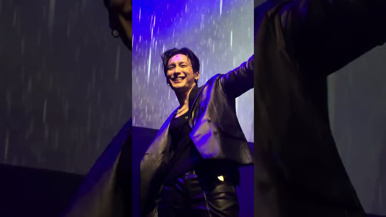 [260308] JUNHEE - UMBRELLA | INTO THE OCEAN in BERLIN