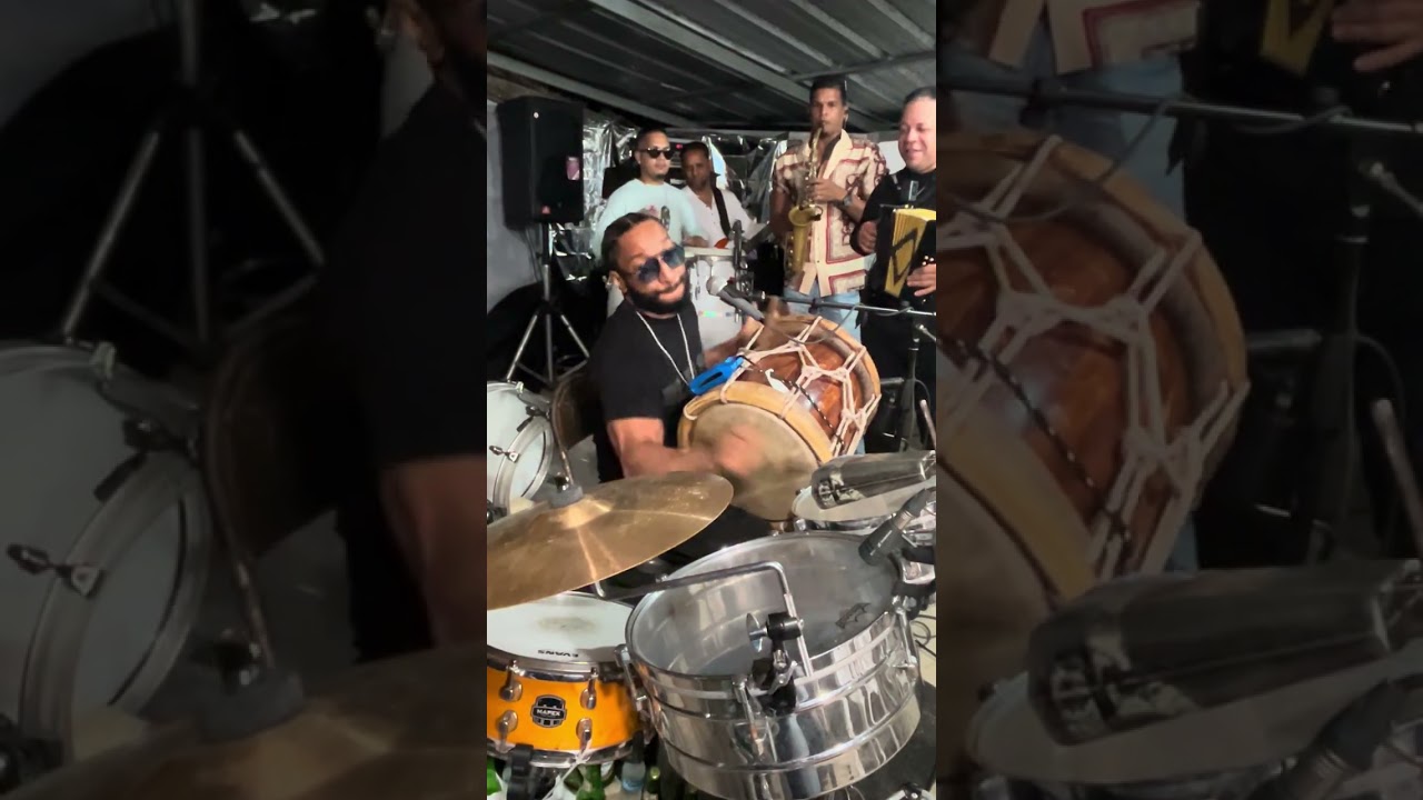 Wilson tambora Se puso loco con la tambora. 