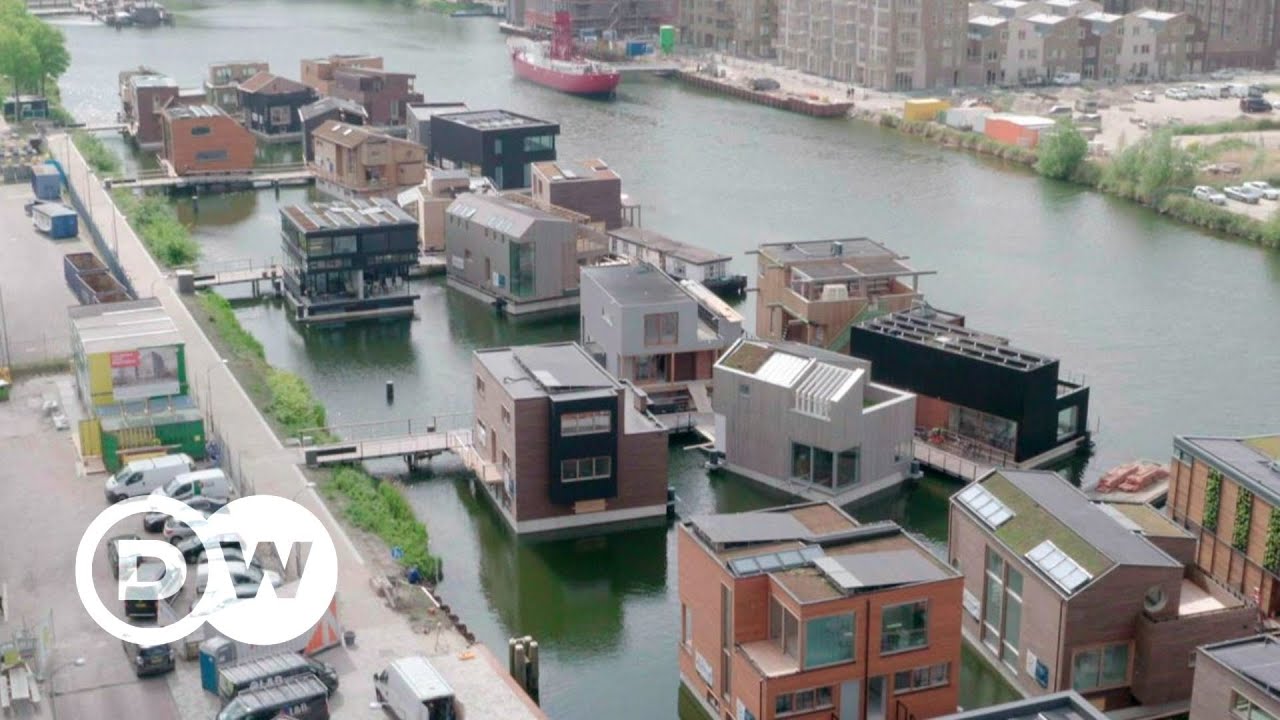 Bairro sustentável e flutuante em Amsterdã