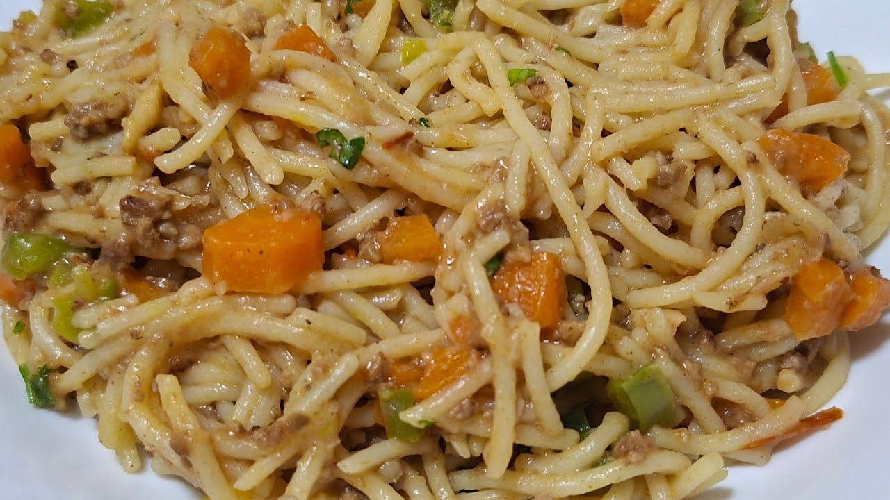 Easy Spaghetti and Minced Meat Recipe|How to make juicy spaghetti bolognaise