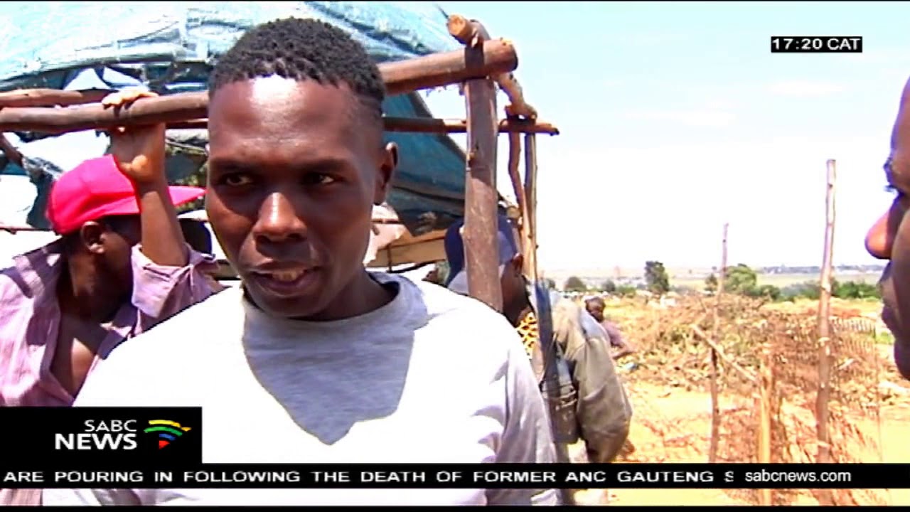 Christmas just another working day for Roodepoort illegal miners