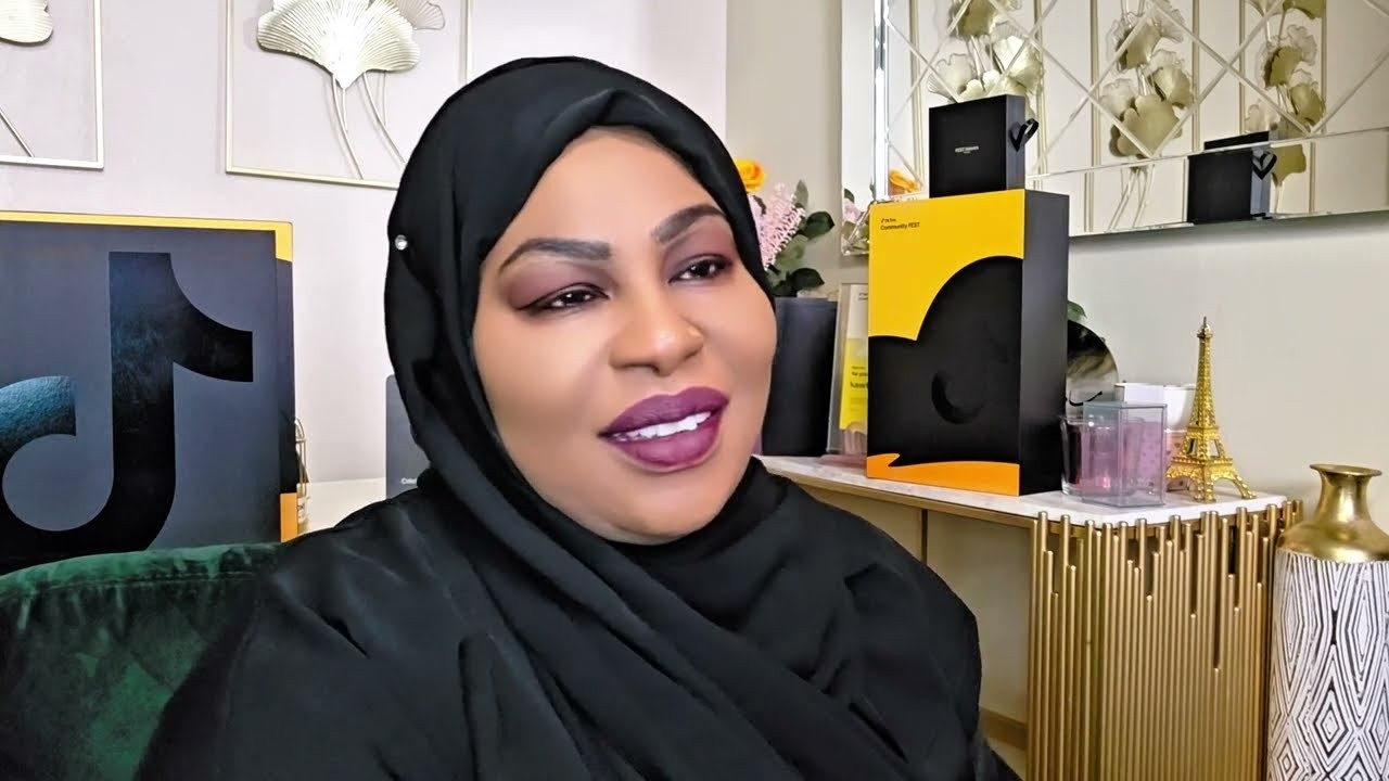 الام شربكت اولادها مع بعض
