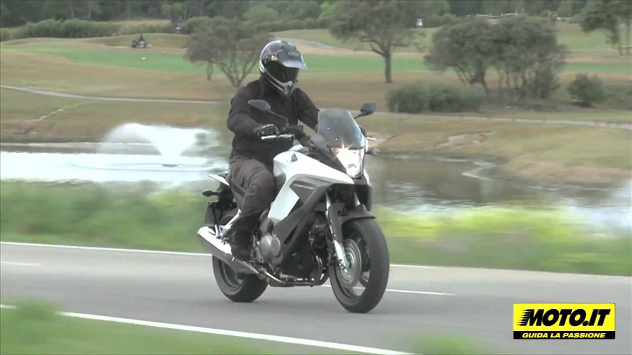 Moto.it: la prova su strada della Honda Crossrunner