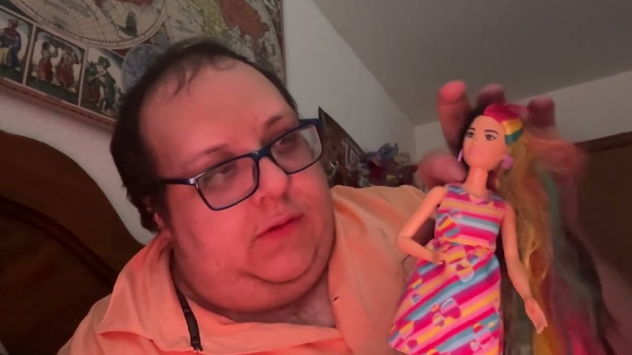 2022 totally hair Barbie Kira 