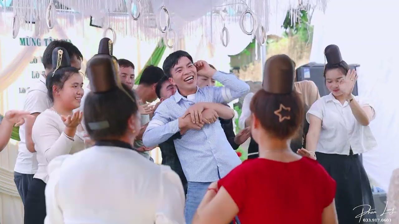 Ăn Chơi Bốc Lửa Tại Lễ Tân Gia Đại Cát Ông Bà : Lò Văn Hiên - Lò Thị Niên Tại Bản Củ Chiềng Cang