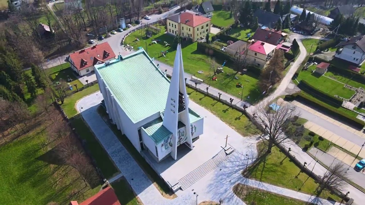 Parafia św. Marcina w Pisarzowicach