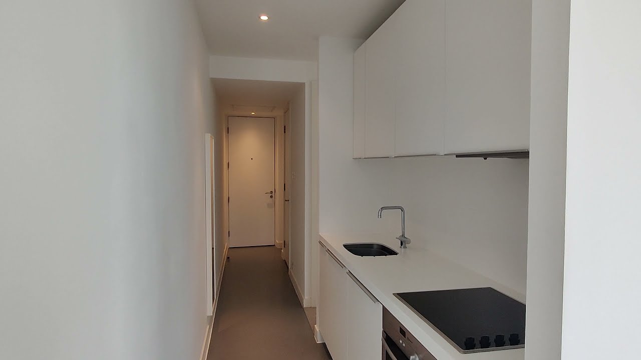 Studio Apartment, The Rotunda, Birmingham City Centre, B2 4PE