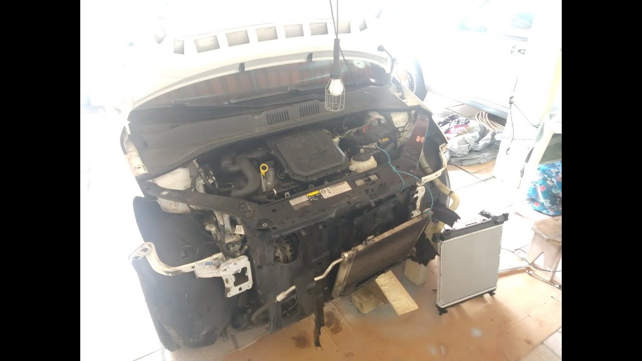 Troca do radiador do VW UP MPI