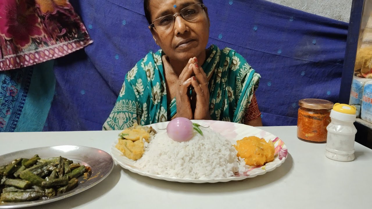 EATING RICE KUMRO BHATE DAL BHATE DHEROS VAJA BEGUN BHATE