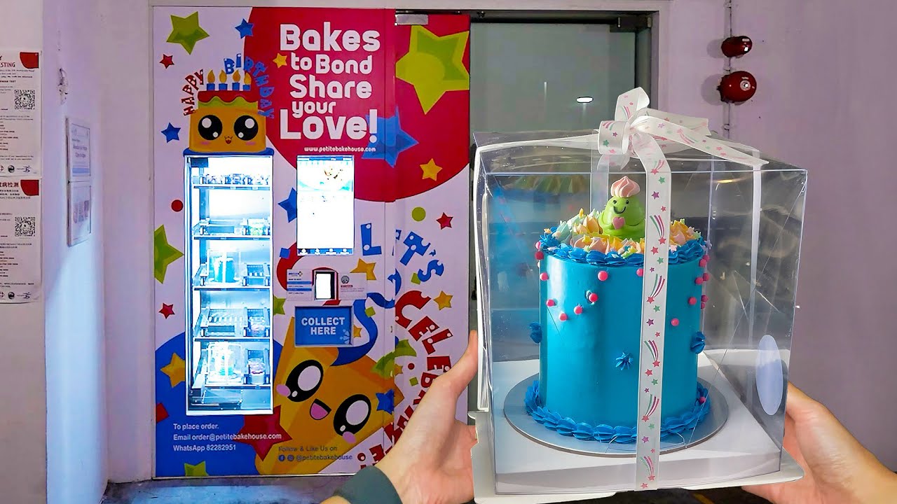 Fresh Cake Vending Machine