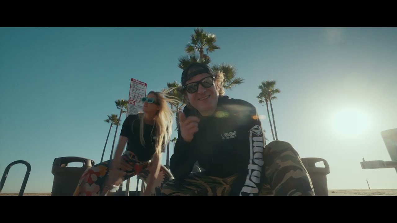Bumpin Uglies - Orange Crush Feat. Artikal Sound System [Official Music Video]