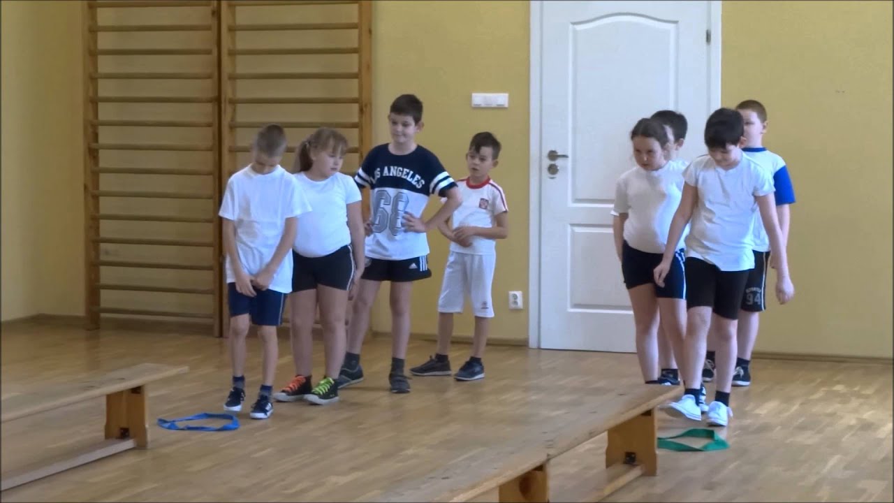 Wychowanie fizyczne - kl II ZSP w Karminie