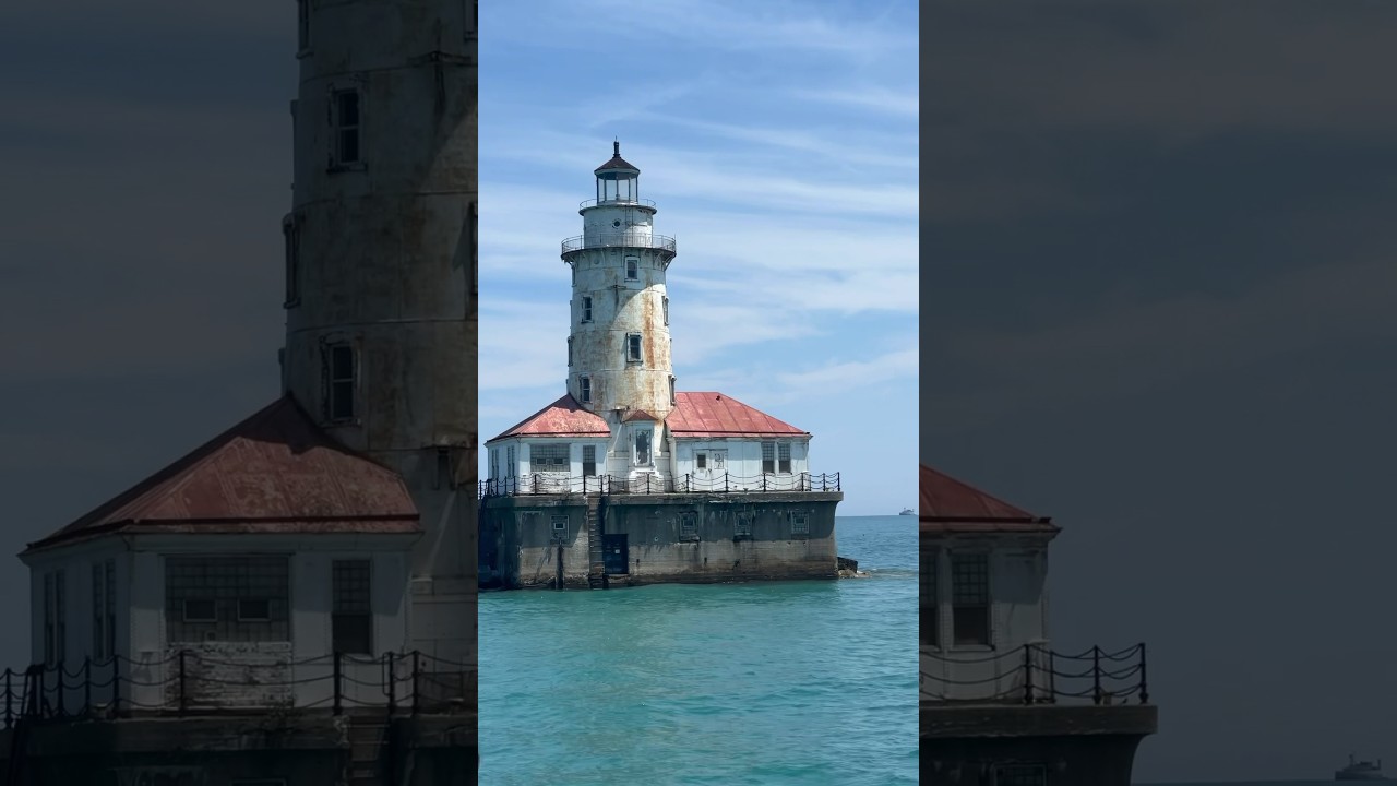 Going through Chicago lock dock to Lake Michigan #shorts #summer #vlog #boattour
