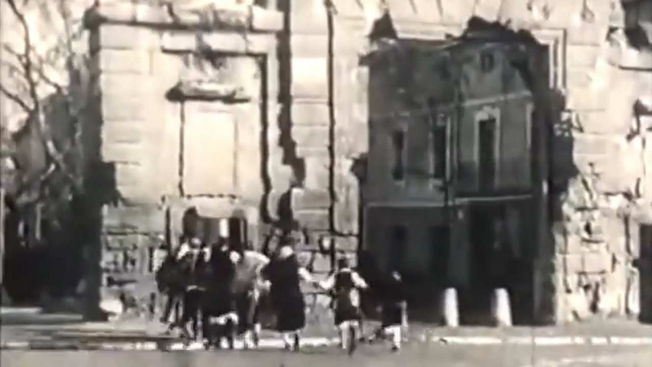 GIGANTES Y CABEZUDOS DE FLORI&Aacute;N REY