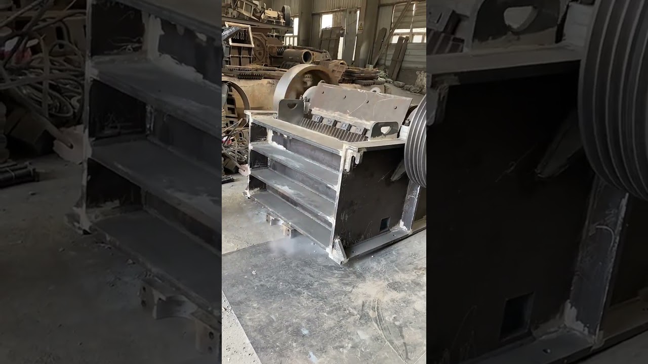 PE250x1200 jaw crusher test, can output 1/2 inch and 1 inch stones.  #crusher #machine#jawcrusher