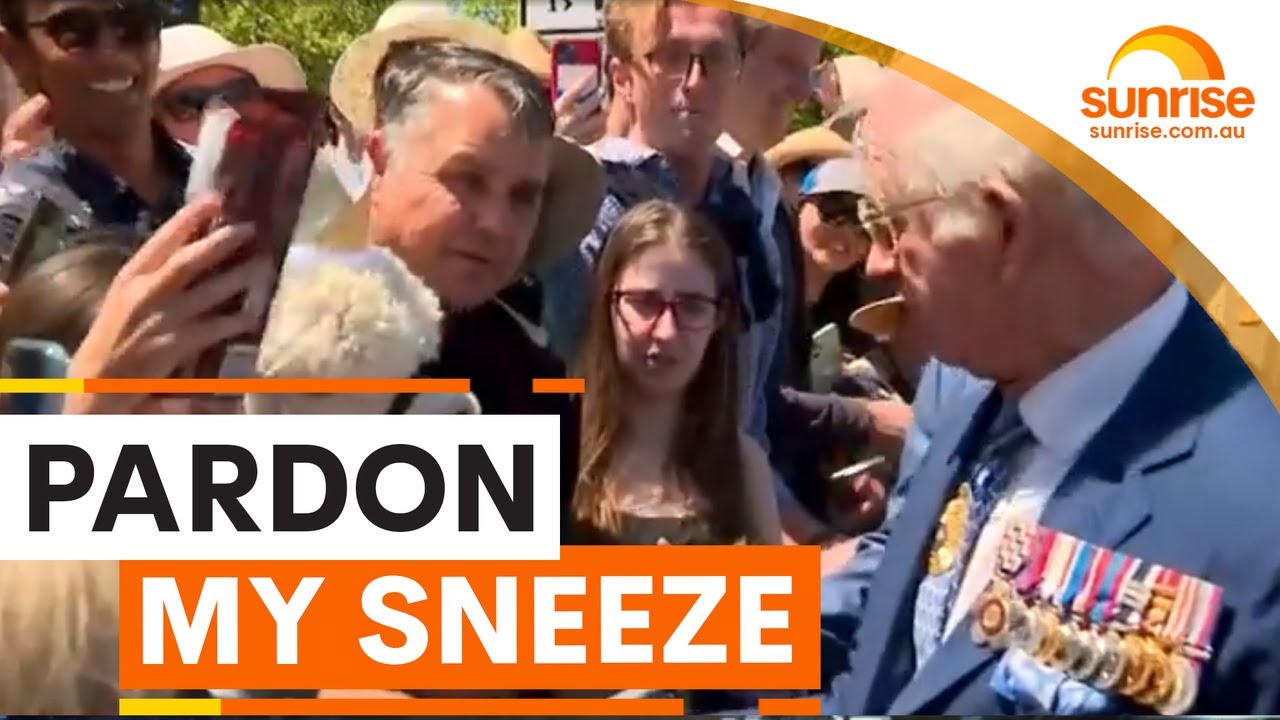 Alpaca SNEEZES on King Charles | Sunrise