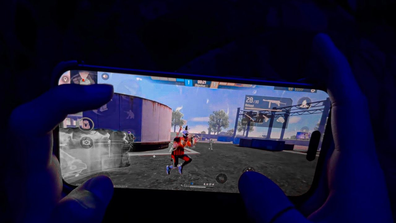 IPhone 17 Pro Max 1v4 gameplay 🥶 better than pc ??