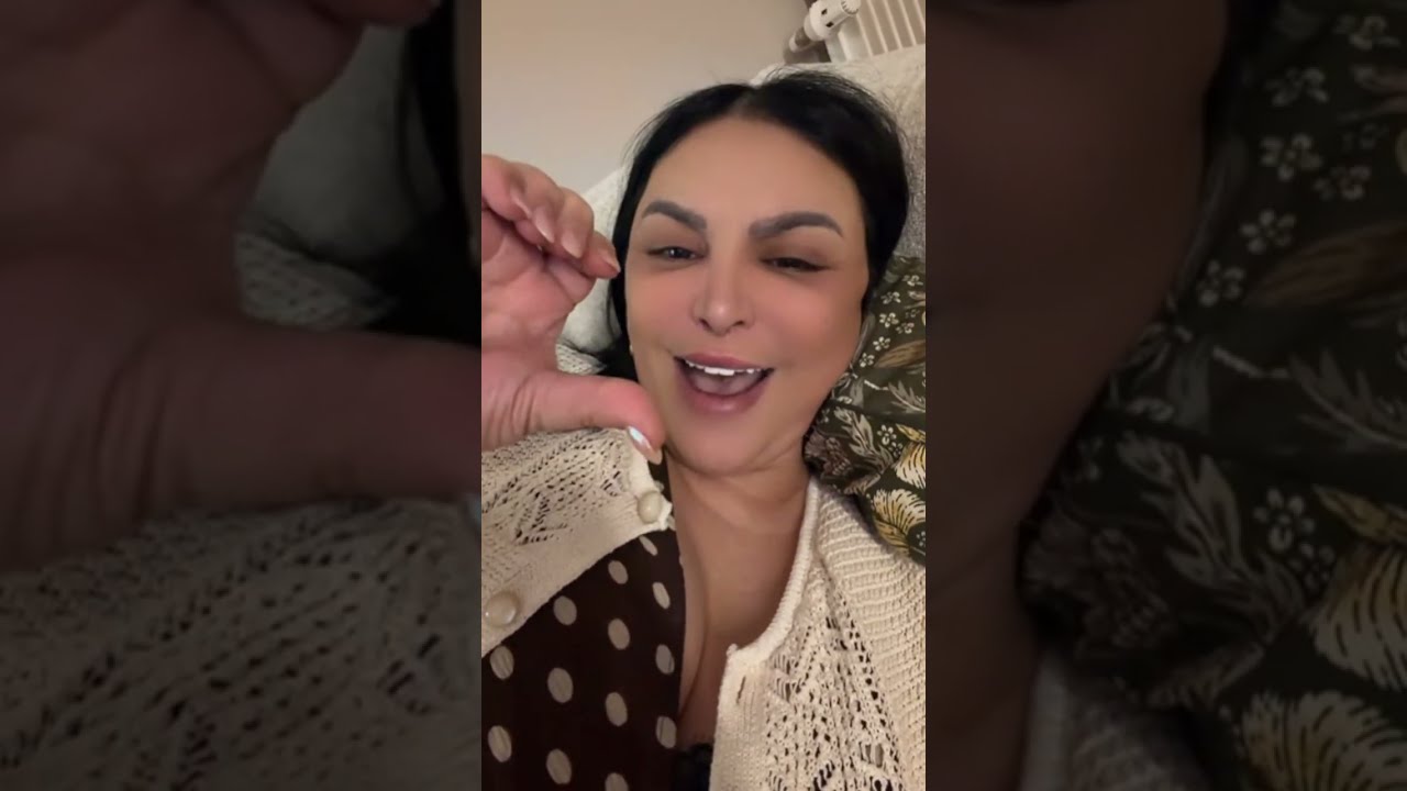DIVA REBECCA LIVE