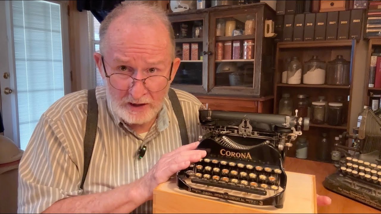 Typewriters - Oliver and Corona
