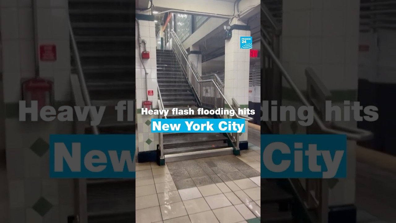 Heavy flash flooding hits New York City 🌧️ • FRANCE 24 English