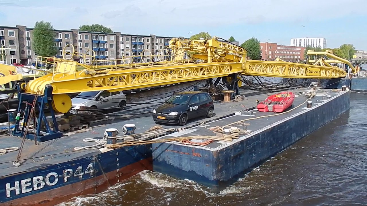 Close-Up Video of 'CATHARINA 7 and HEBO-LIFT 5' ✅  Entering a Lock in Groningen - 