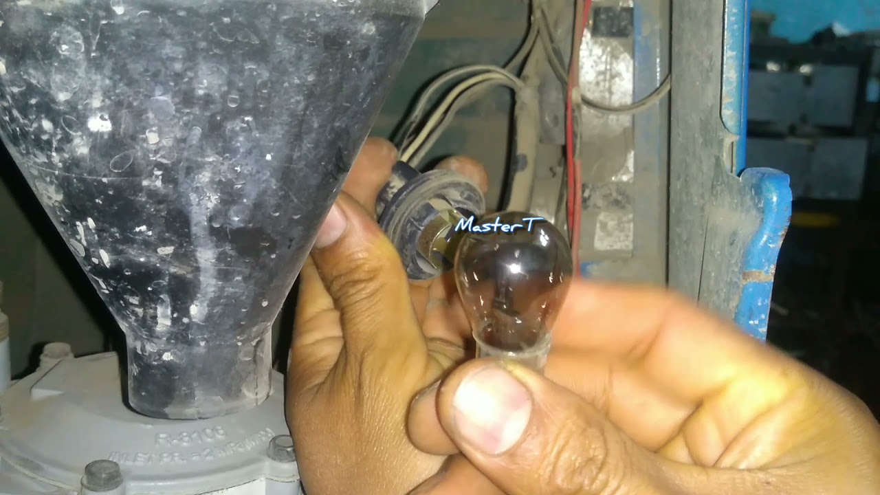 se quemo los FOCOS DE FRENO de mi MOTOTAXI TVS , como cambiar en par de segundos asi de facil