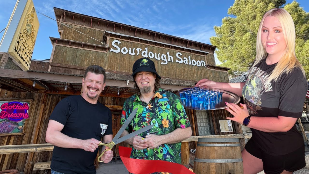 NEVADA BAR OPENS IN DESERT! Sourdough Saloon in Beatty, NV