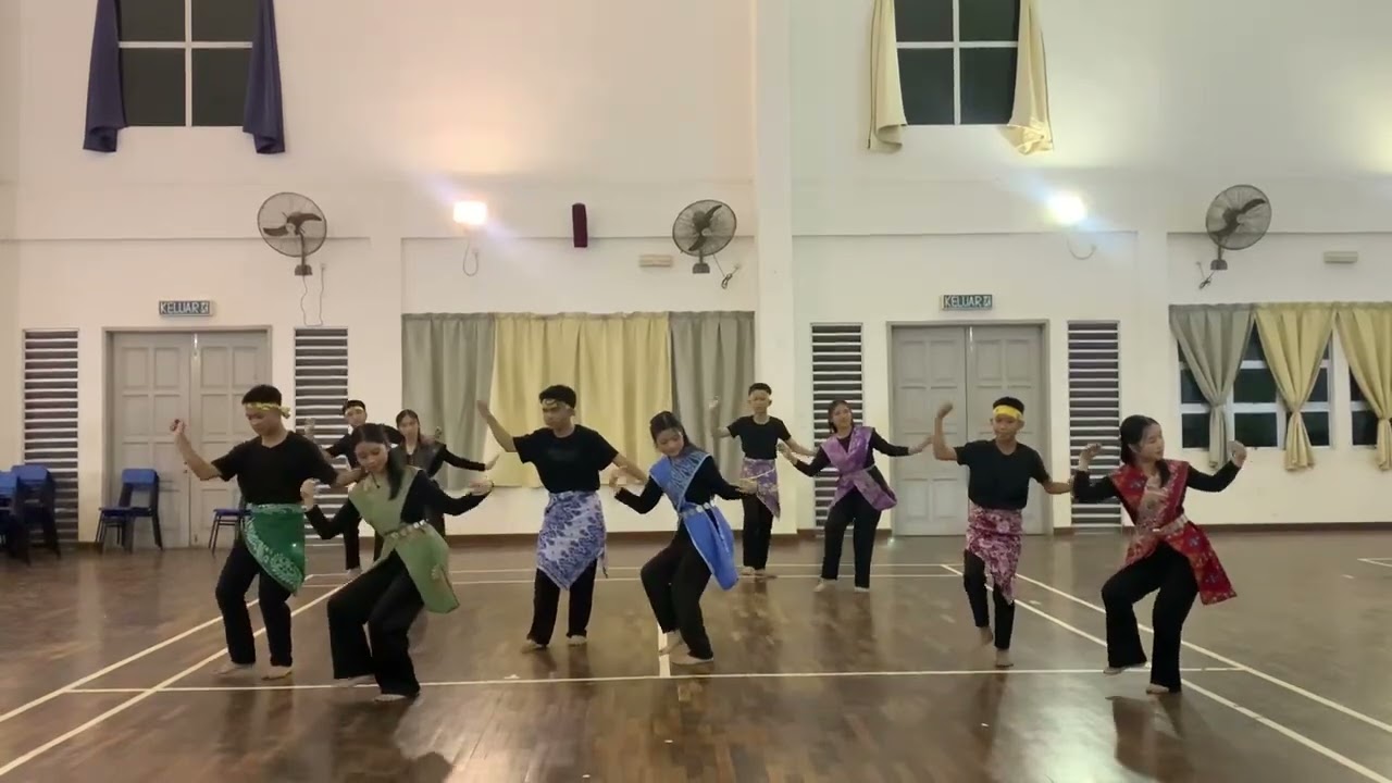 kombinasi tarian sabah mix tinggi tinggi  gunung kinabalu