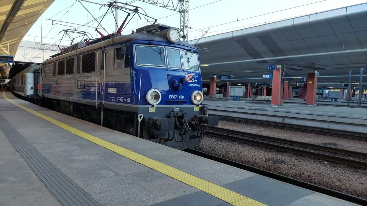 Stacja Kraków Główny PKP pociągi na dworcu Kraków Główny składanka kolejowa lipiec 2022 cz. 2