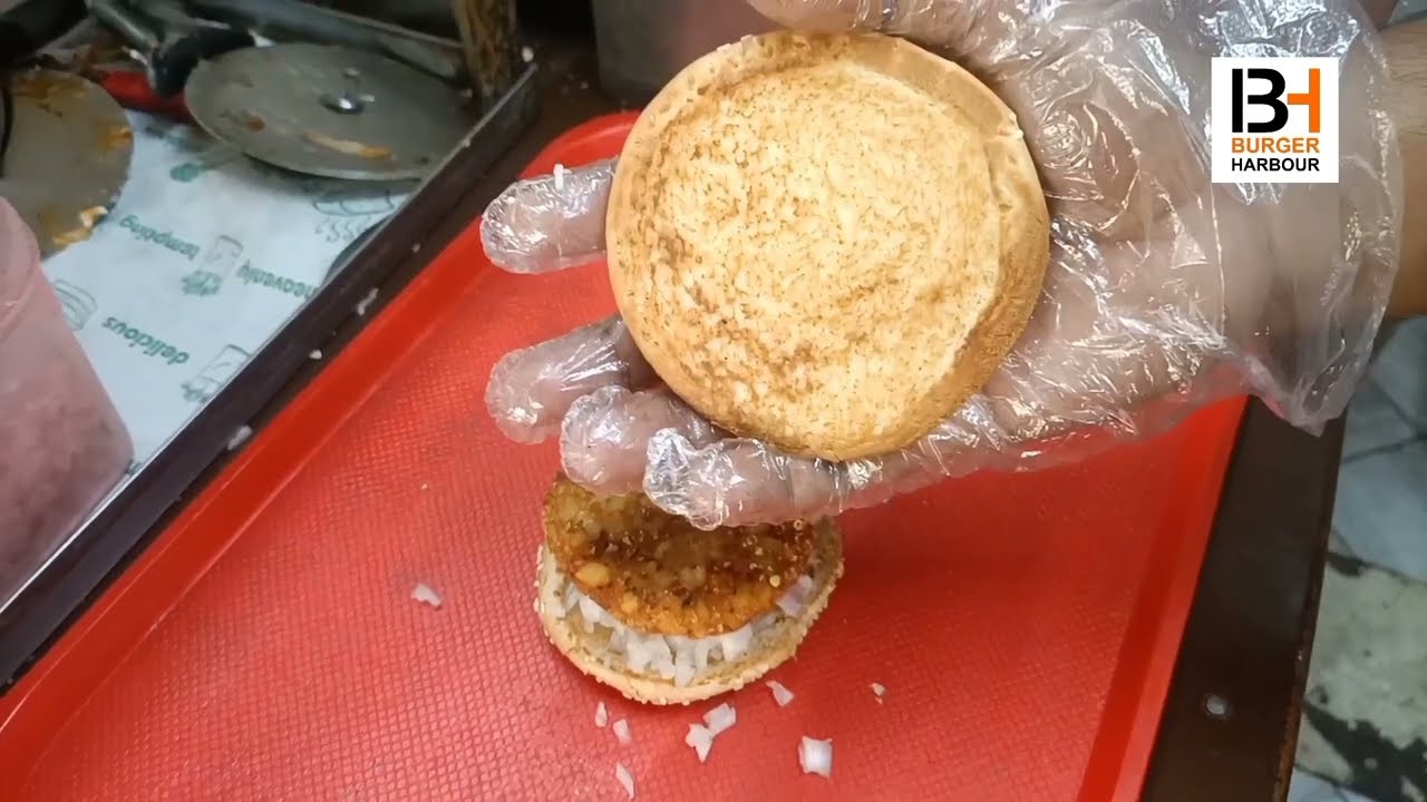 Burger Recipe ! How To Make Burger ! Burger Kaise Banaye ! Spicy Burger ! Restaurant Style Burger !