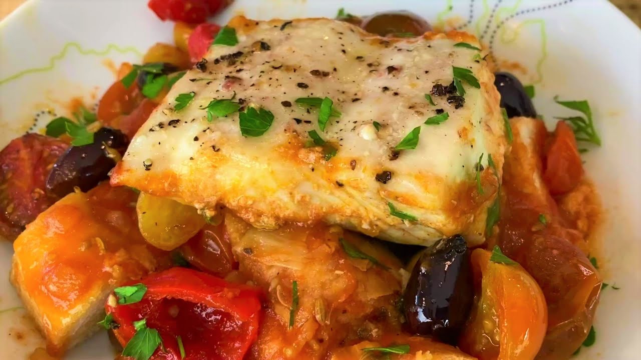 Baked Mediterranean Halibut / Easy and Healthy Fish Recipes