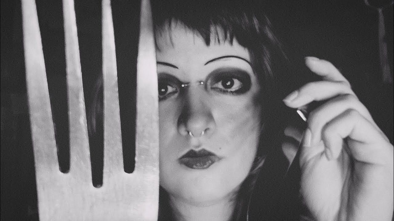 ASMR 1920-е: Психопат ест ваше лицо заживо🍴Персональное внимание🍴