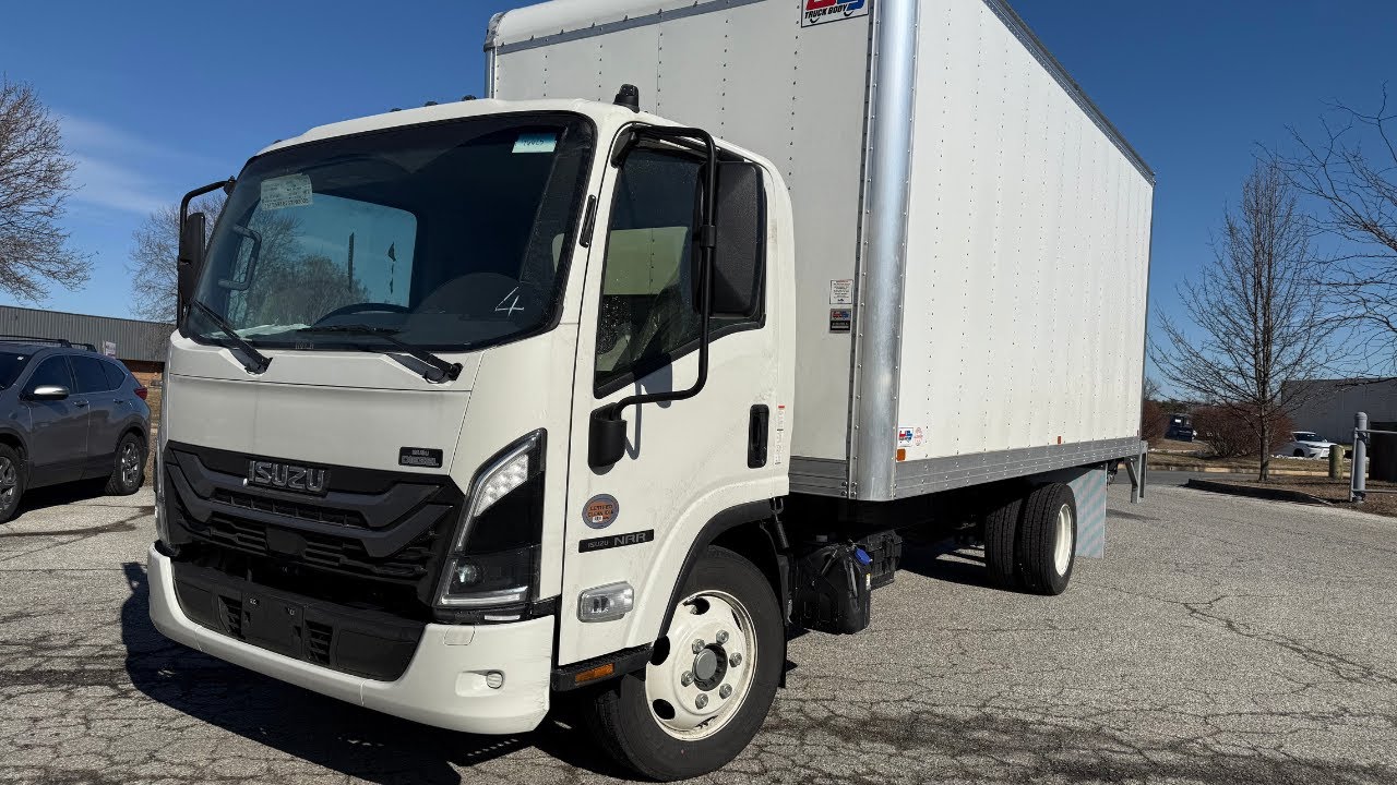 2025 Isuzu NRR Diesel | 18' US Truck Body