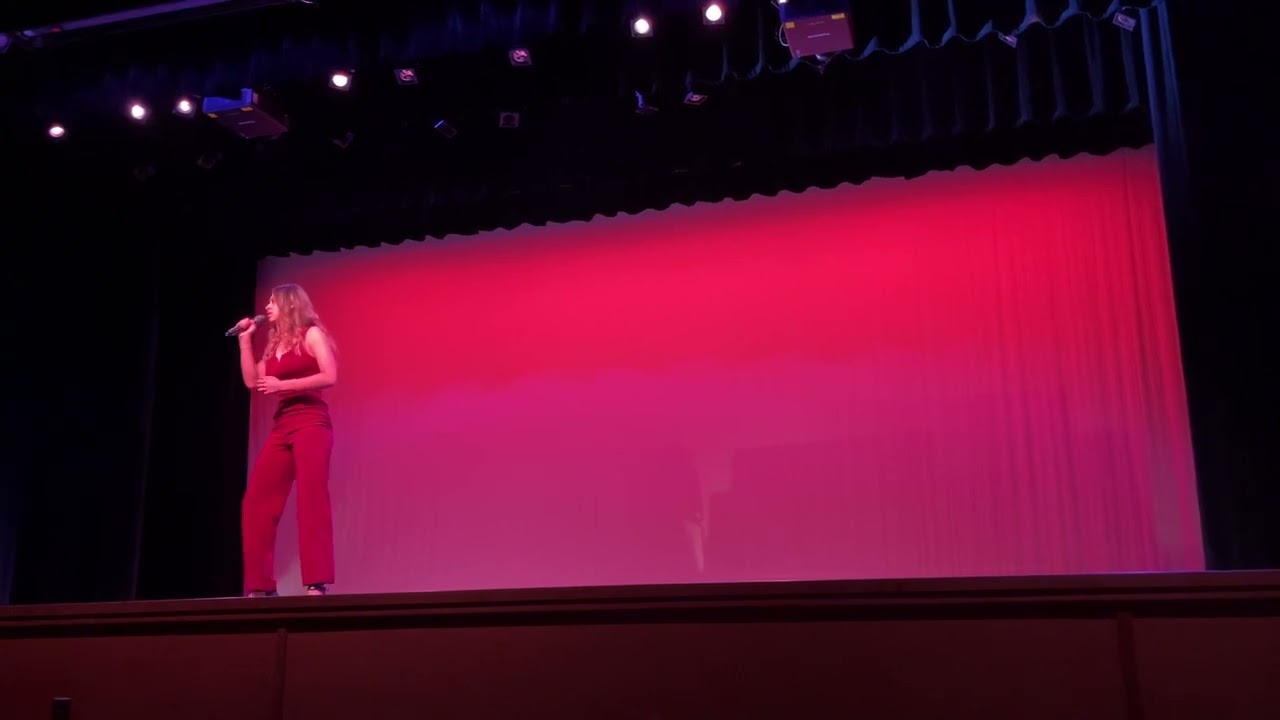 “Cabaret” - Cabaret | Isabella Burgos