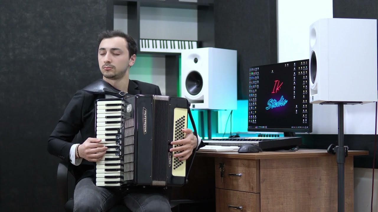 Axsam mahnisi - İntiqam Kazımov ( Rəsmi Musiqi ) 4K