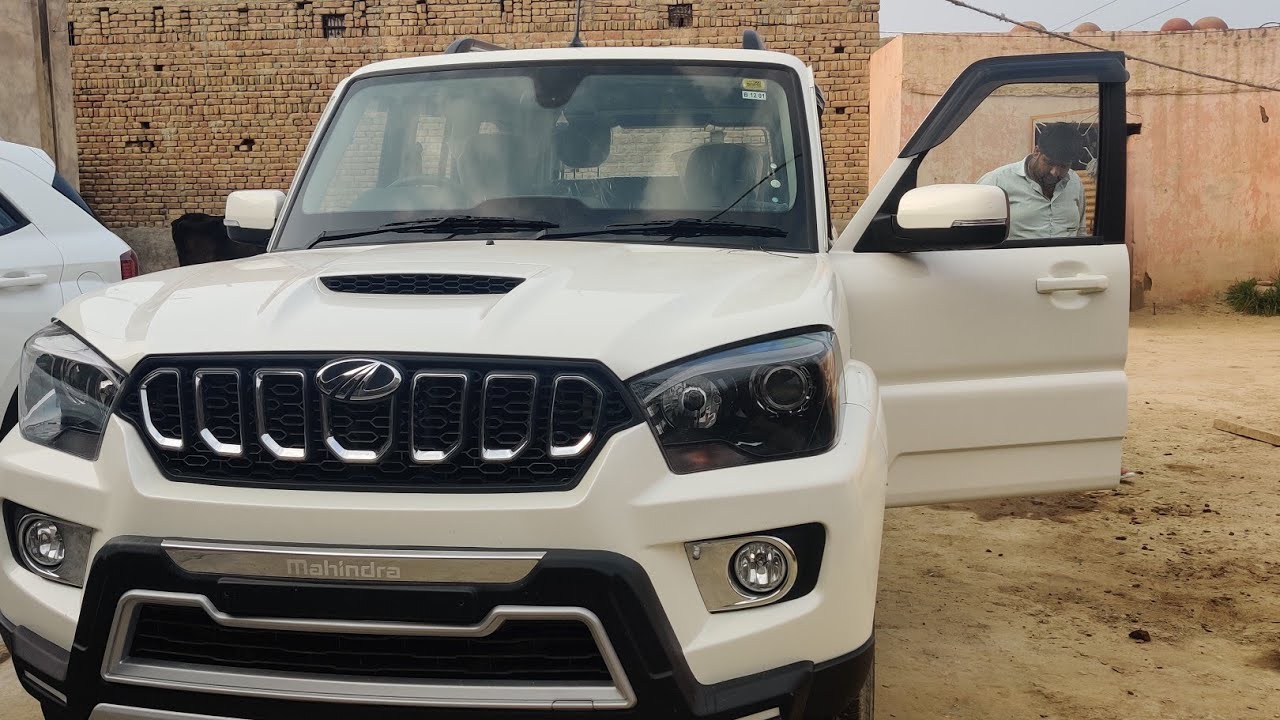 mileage of Mahindra Scorpio S11 2022 Top variant model mileage on highway 18 kmpl??